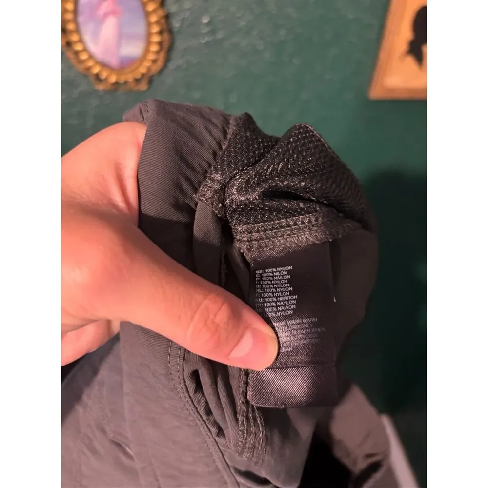 The North Face Men’s Gray Nylon Shorts Sz 30
